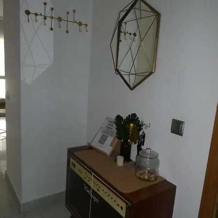 Precioso Apartamento En El Centro De Jerez Con Garaje Incluido *